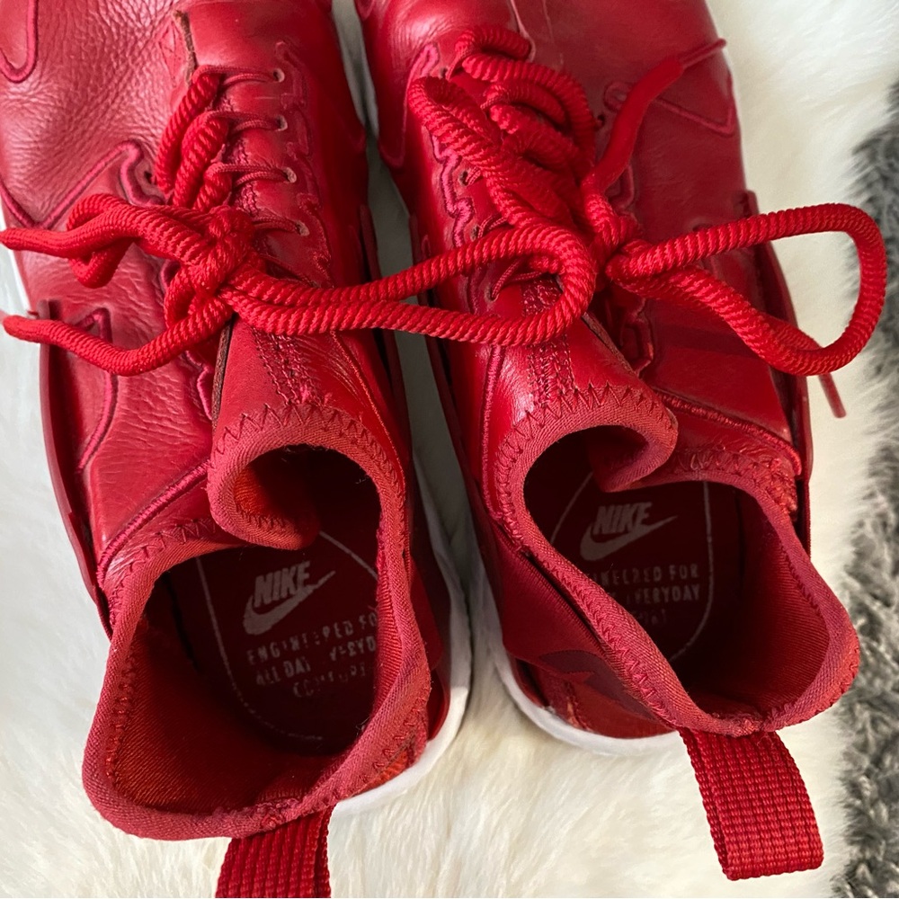 NIKE W AIR HUARACHE RUN ULTRA SI - Picture 8 of 9